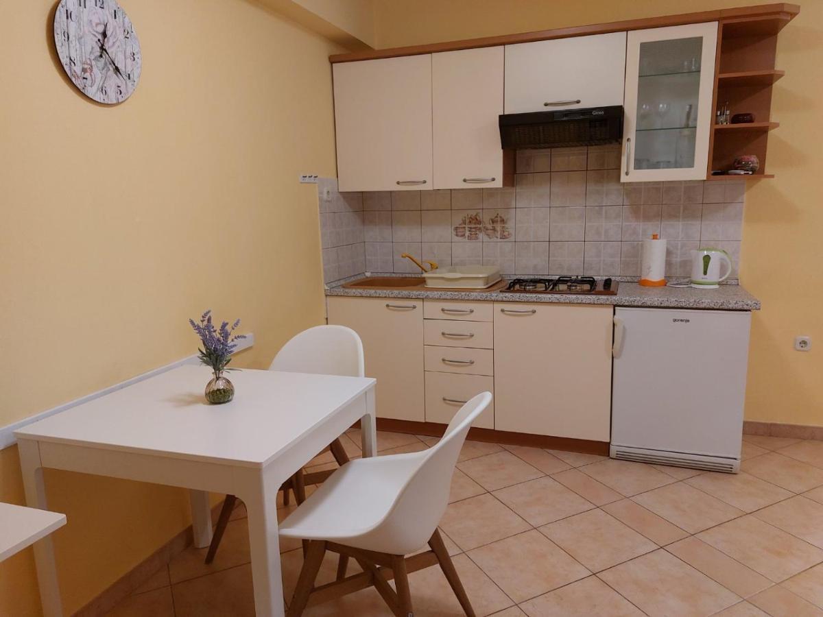 Viktoria Apartment *